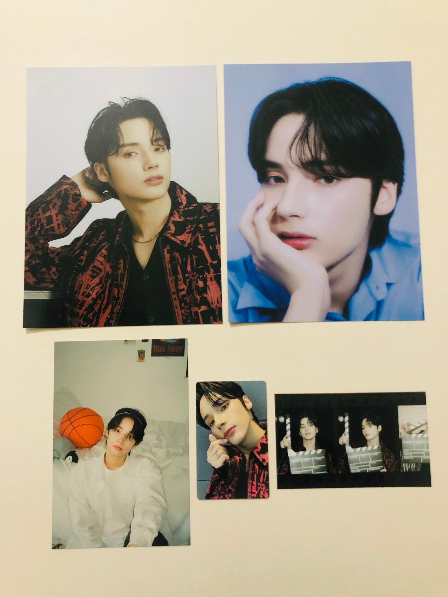 Huening Kai SG 2023 Set