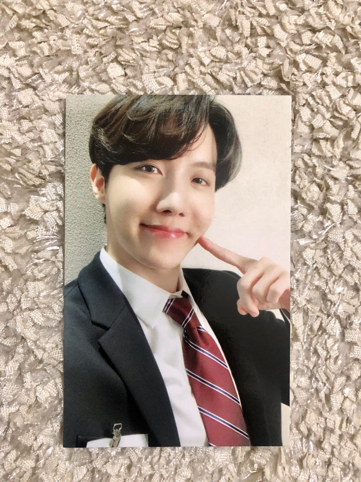 8th Army Membership kit Jhope Photocard
