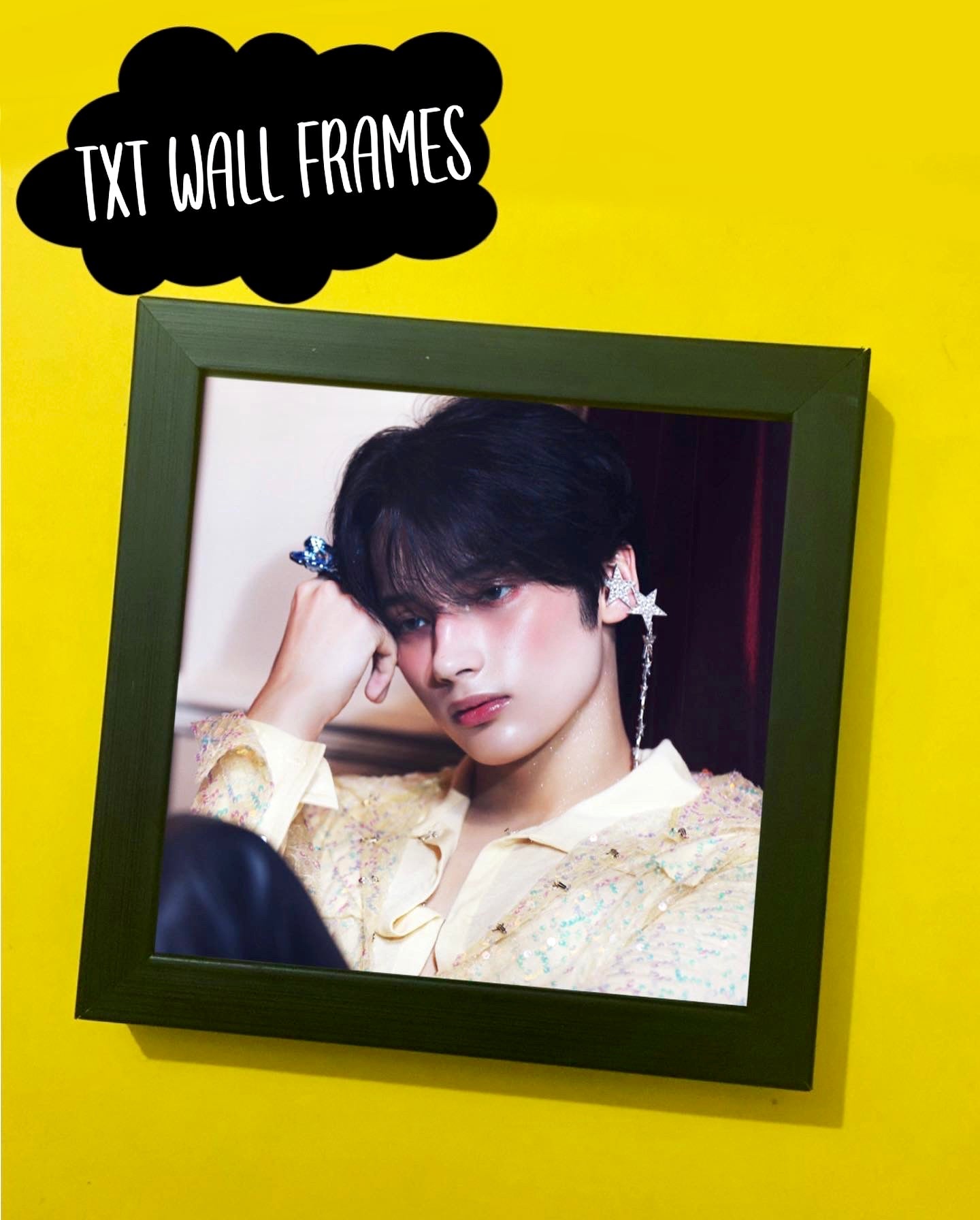 Huening Kai Wall Frame