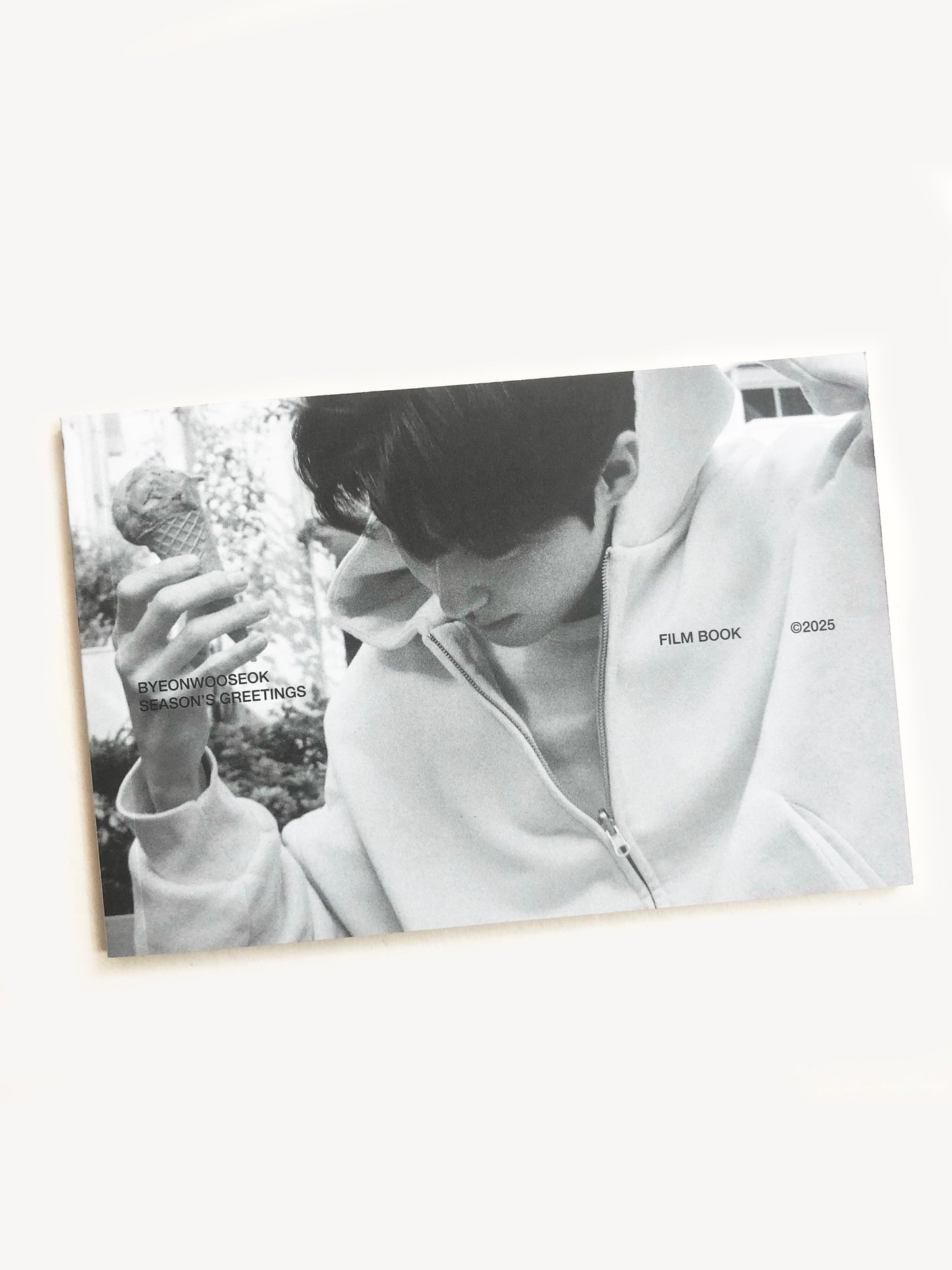 Byeon Wooseok 2025 Season’s Greetings Inclusions