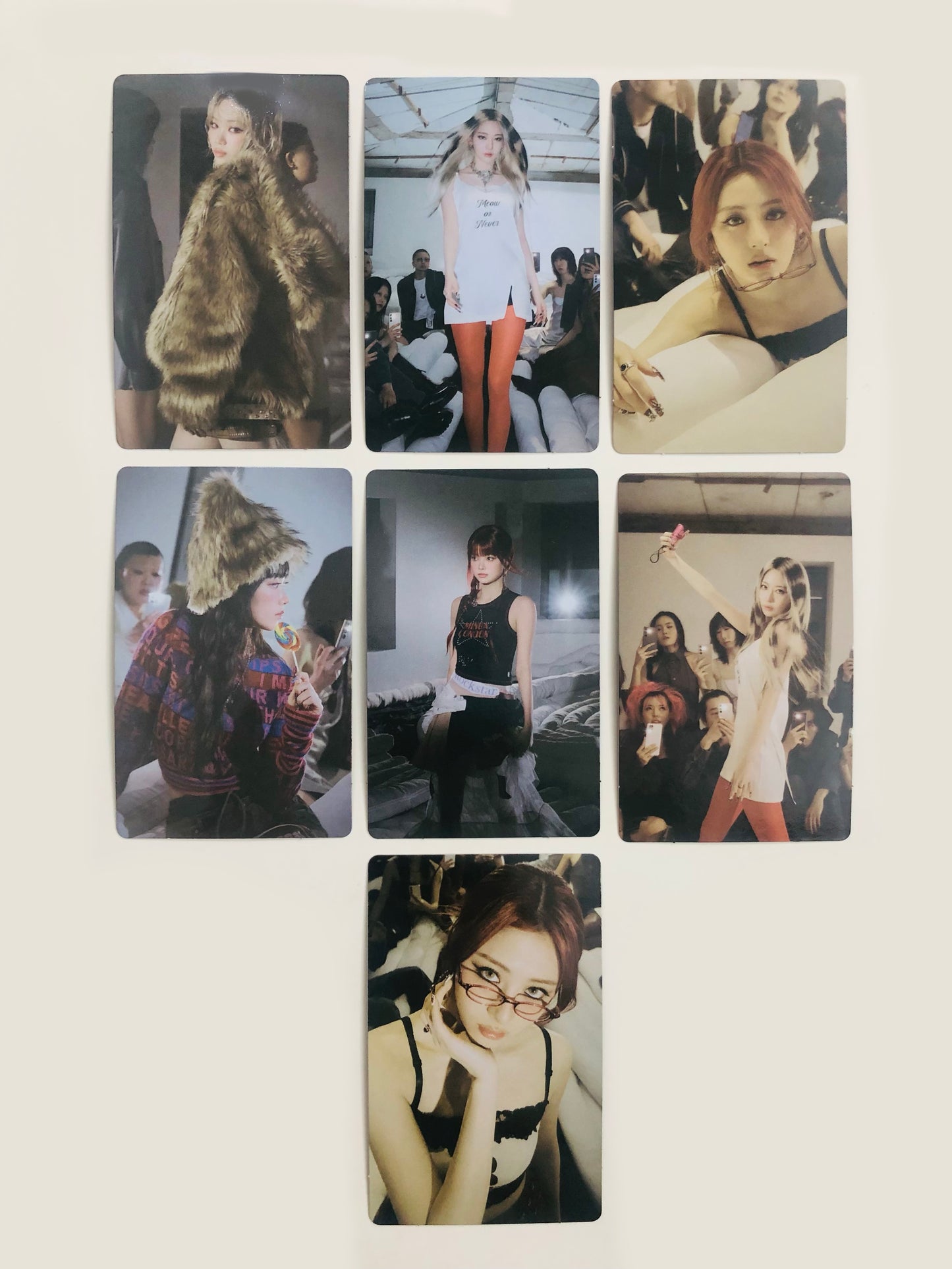 Le Sserafim Crazy Official Merch Photocards