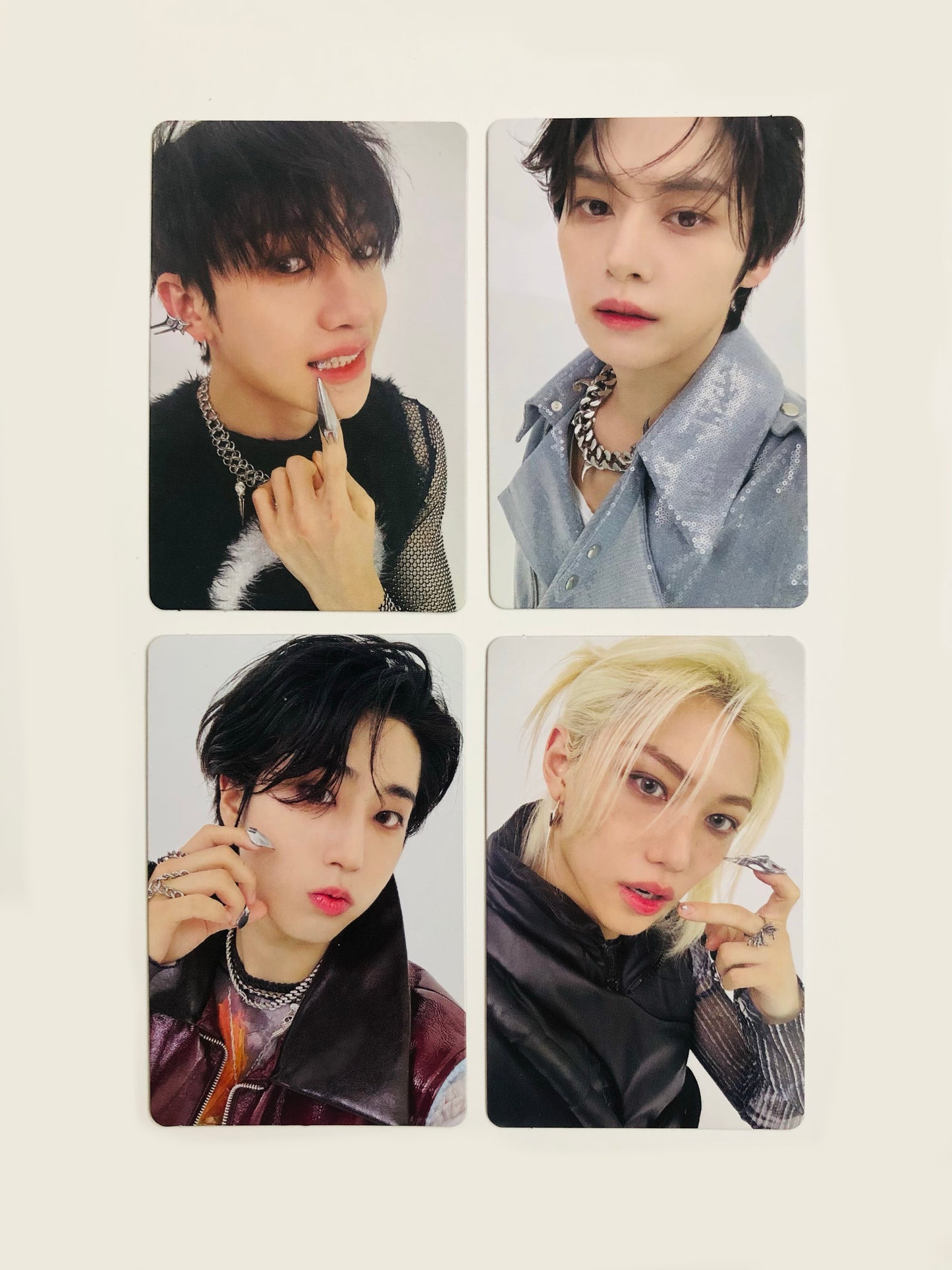 Stray Kids Ate Official Apple Music POB Photocards