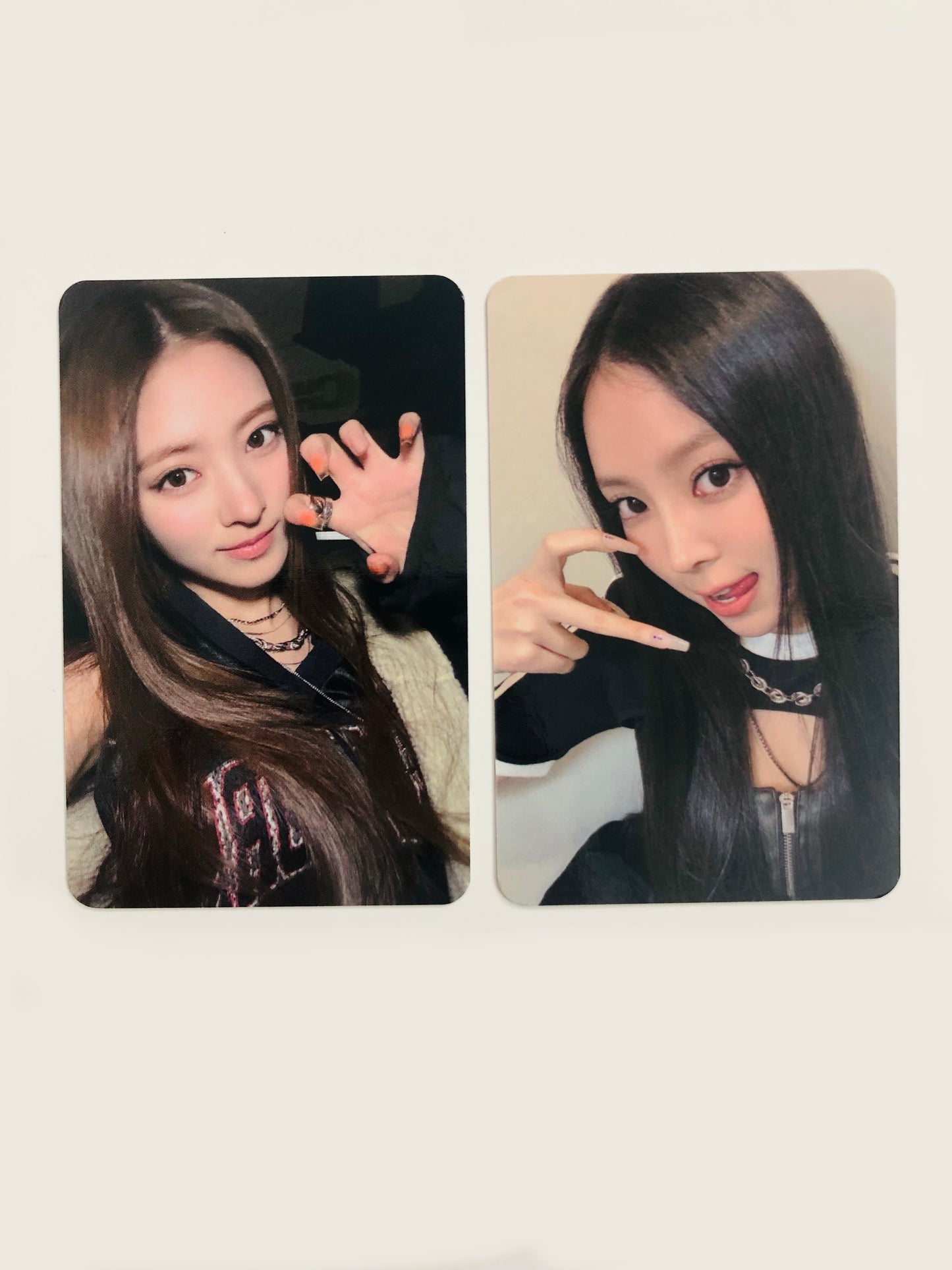 Meovv - Eyes Open VVide YG Select Official Photocards