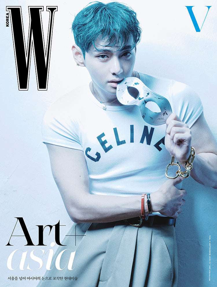 PREORDER V - W KOREA MAGAZINE 2025 VOLUME 9