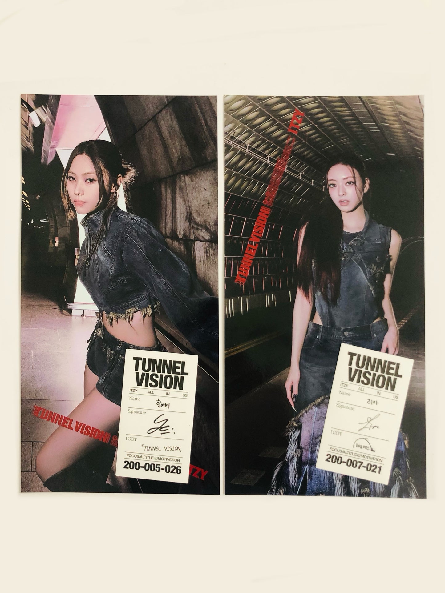 Itzy Tunnel Vision Official POB Mini Poster + Logo Sticker