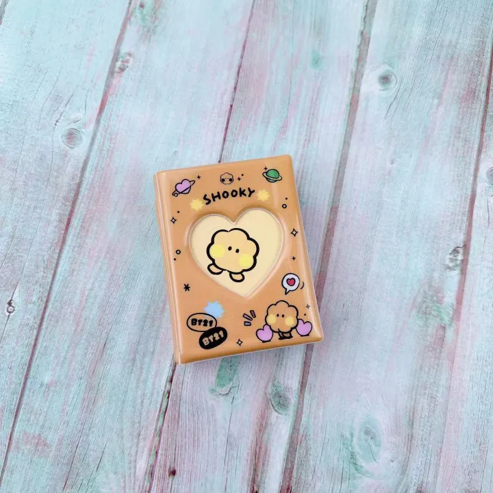 BT21 Collectbook (32 Slots)