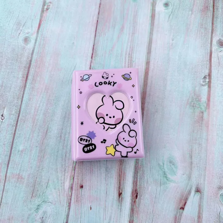 BT21 Collectbook (32 Slots)