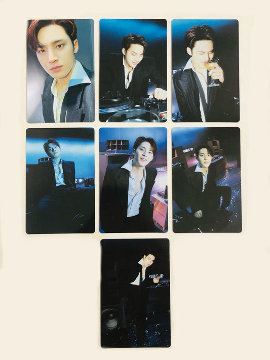 Mingyu Double Up Official Merch Photocards Set (A)