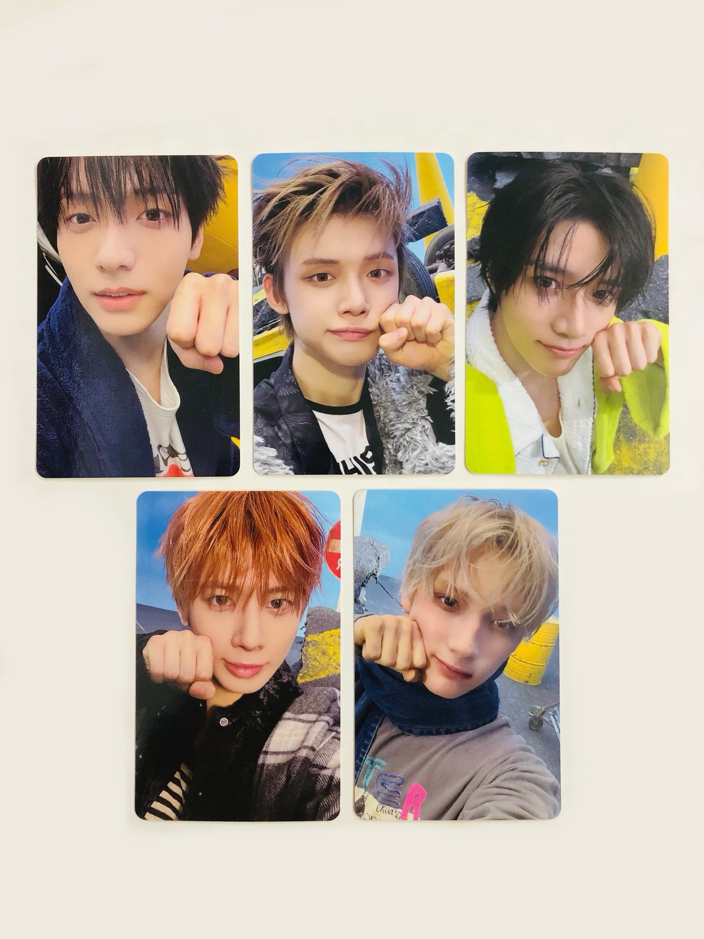 TXT A Moment of Stillness in the Thorns Official Weverse POB Photocards