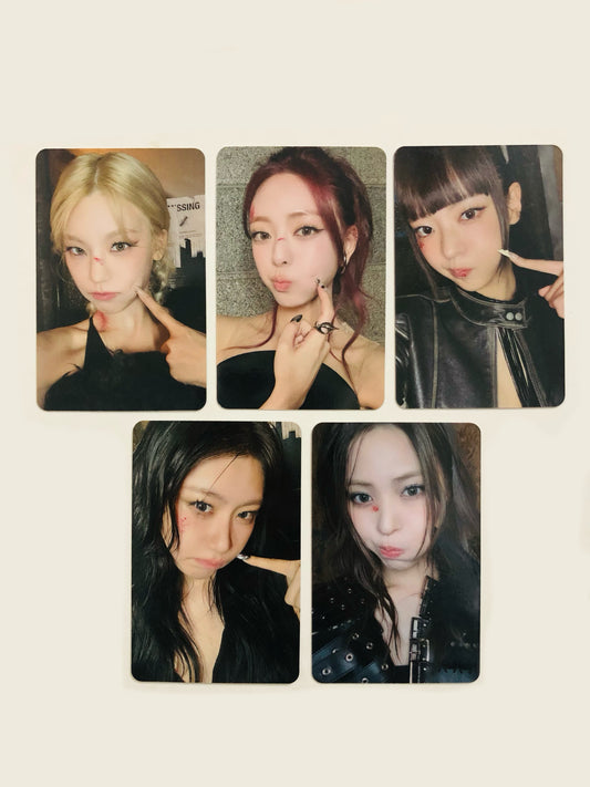 Itzy Tunnel Vision Apple Music Official POB Photocards