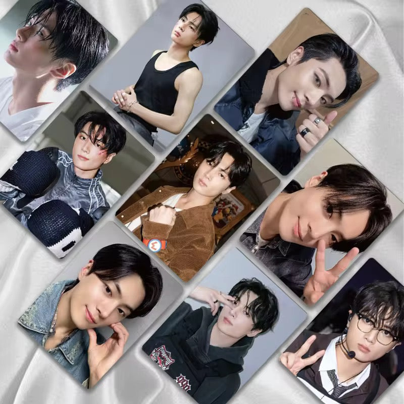 Jay Rainbow Holographic Photocards (50 pcs)