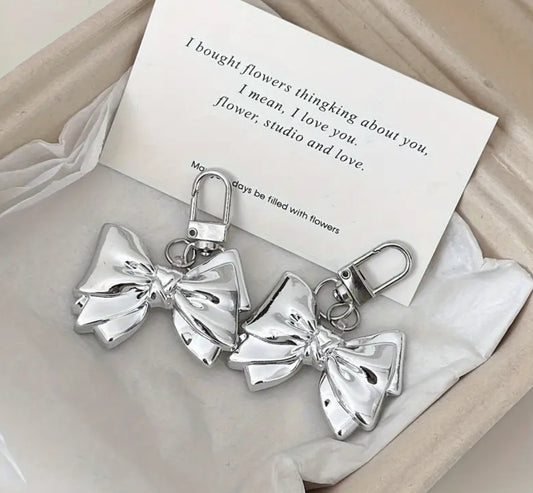 Y2K Silver Bow Keyring (1 pc)
