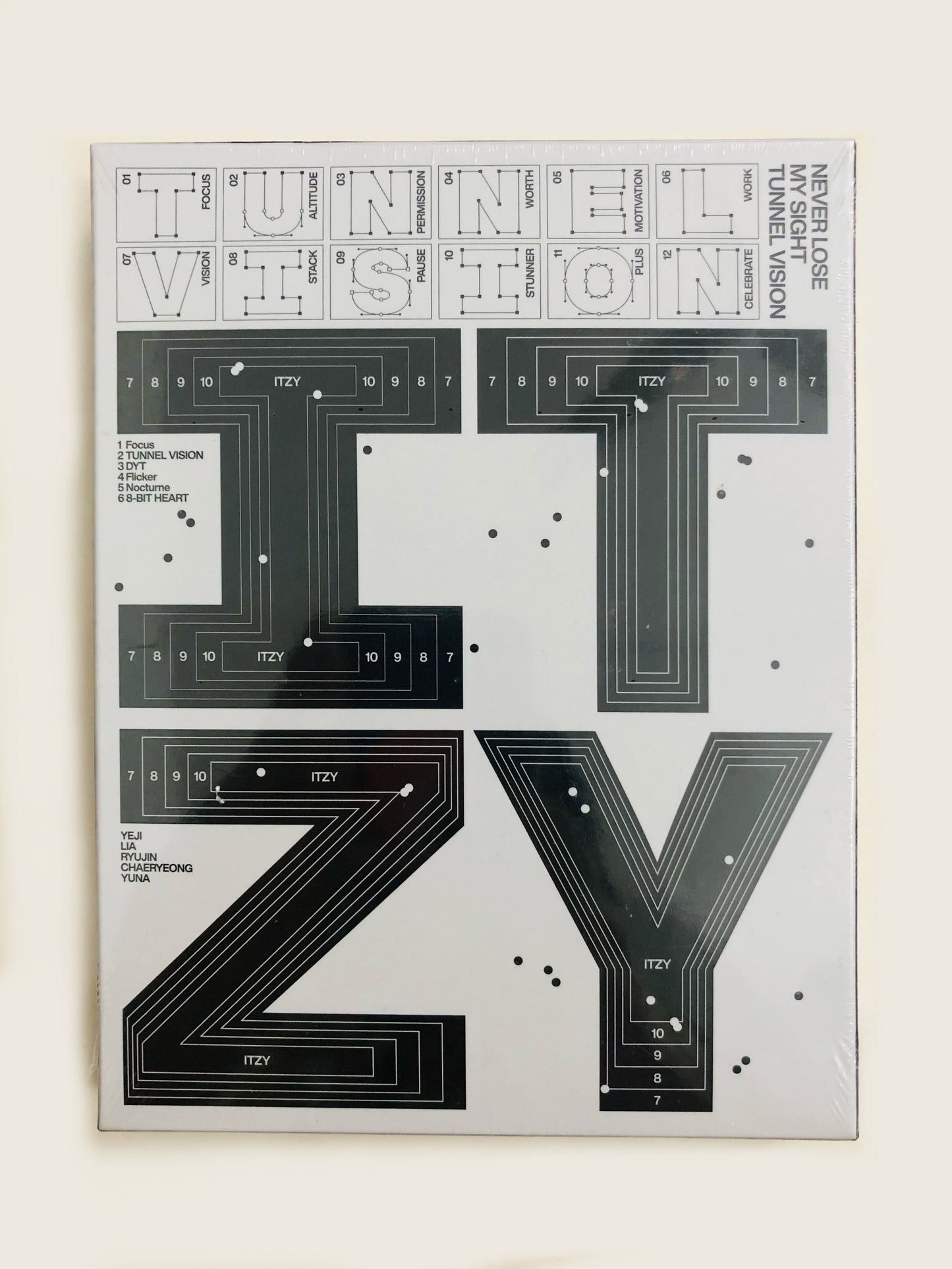 Itzy Tunnel Vision Box Version Official Album
