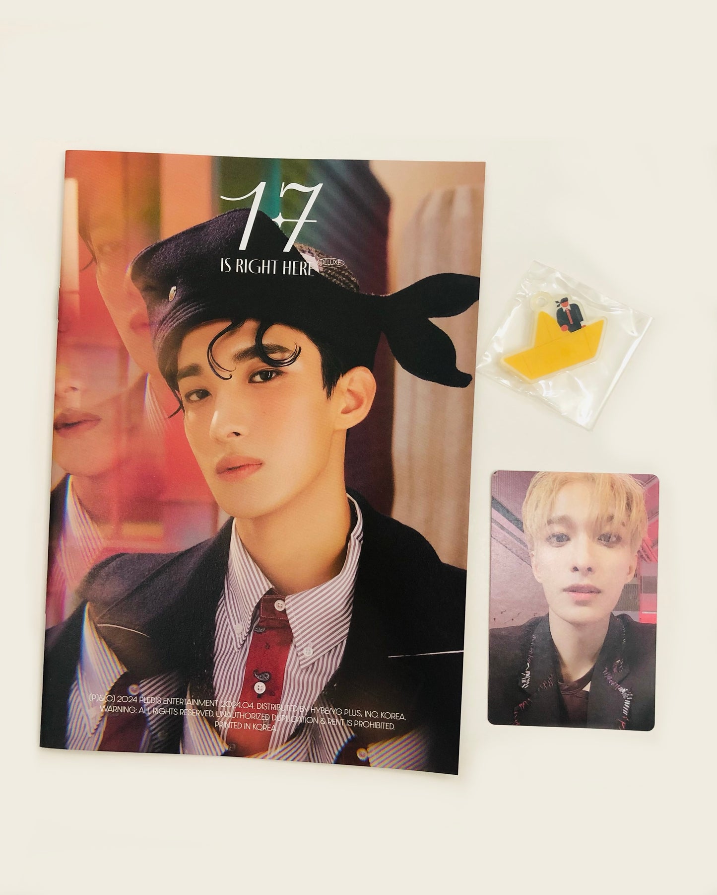DK Official 17 is Right Here Deluxe Set