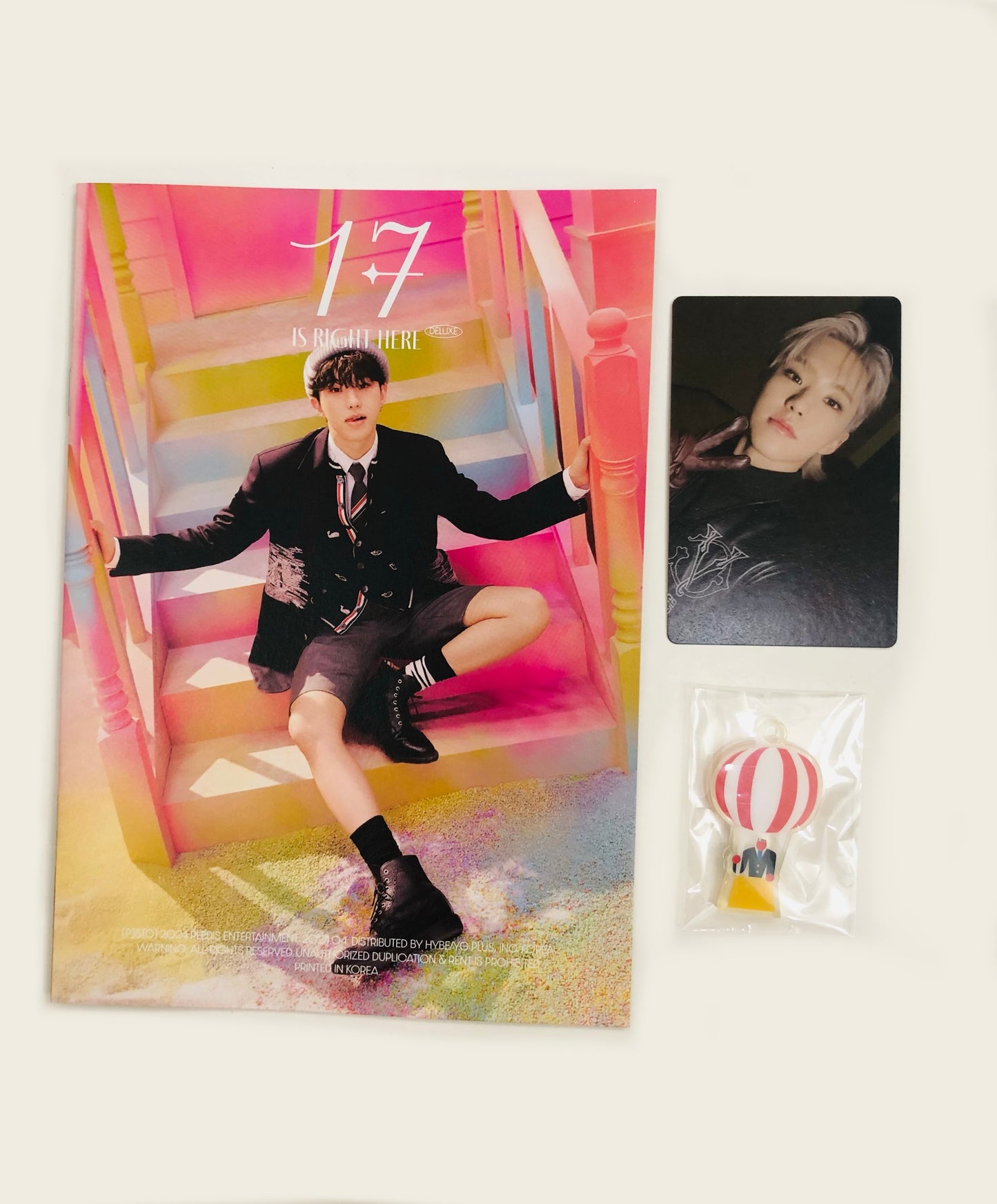 Hoshi Official 17 is Right Here Deluxe Set