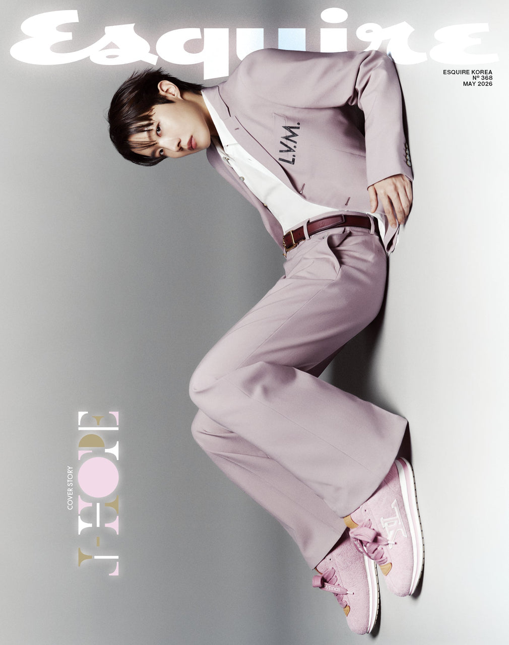 PREORDER J-HOPE - ESQUIRE MAGAZINE 2026 MAY COVER